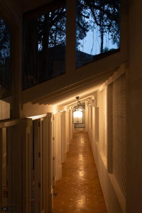 White Banyan Beach Villa, Candolim By The Acacia Villas ภายนอก รูปภาพ
